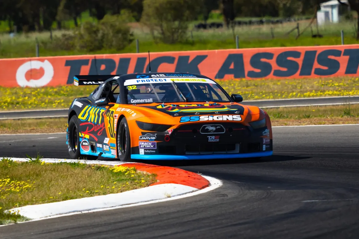 Gomersall Ends Buckley Dominance in TA2 Winton Thriller