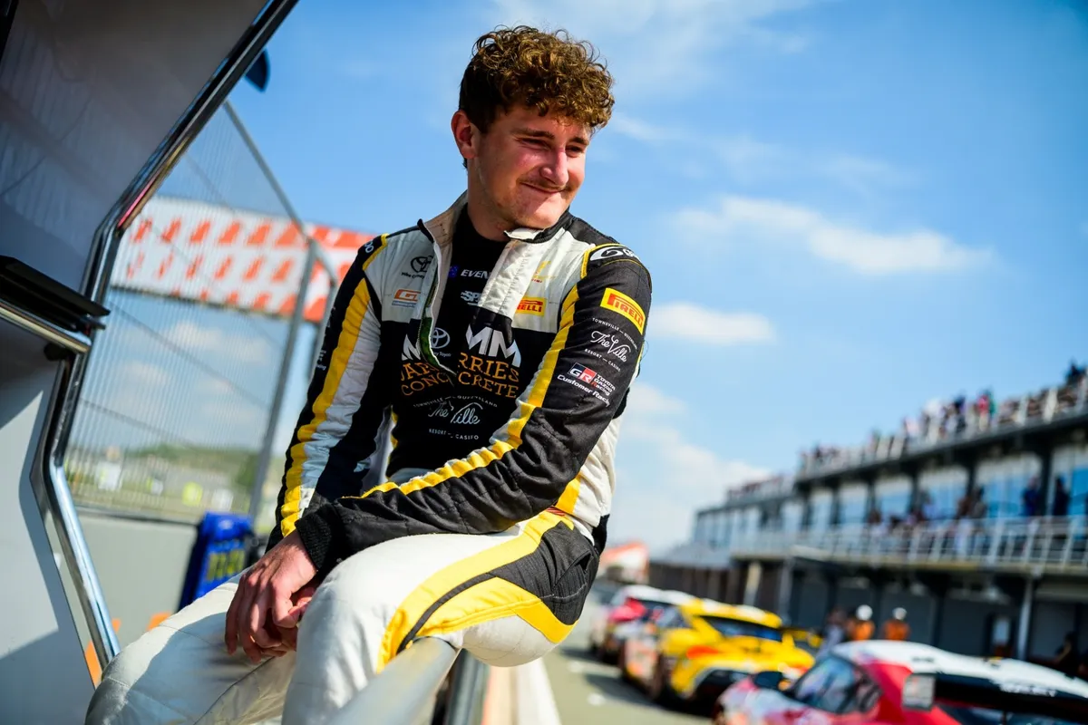Evennett Bersinar di GT4 Eropa, Sabet Tiga Podium