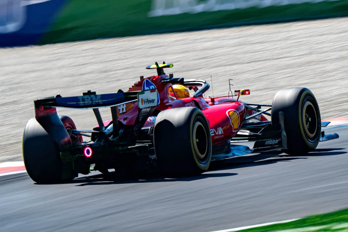 Krisis Peran di Ferrari: Gelar Hamilton Makin Jauh, Sinyal Bahaya di Monza