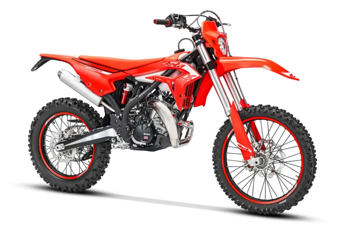 Beta XTrainer 200 2T 2027: Enduro Ringan yang Ramah untuk Semua