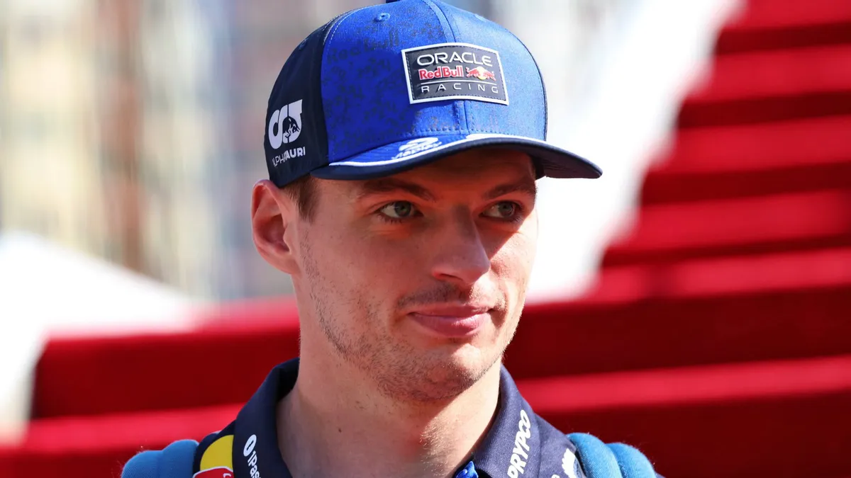 Verstappen Terancam Penalti Grid Usai Masalah Mesin di Baku