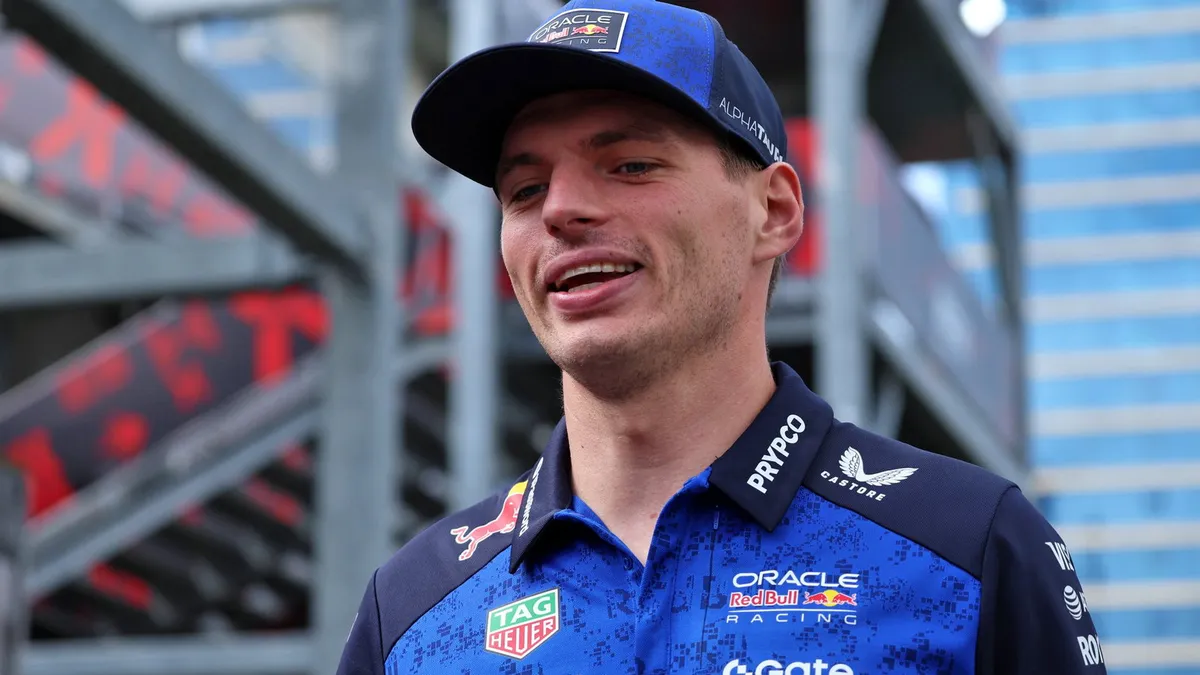McLaren Buka Pintu untuk Verstappen Meski Kontrak Red Bull