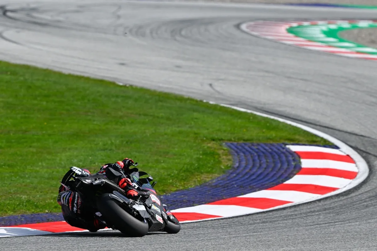 Martin Rebut Pole MotoGP Austria, Acosta Tercecer