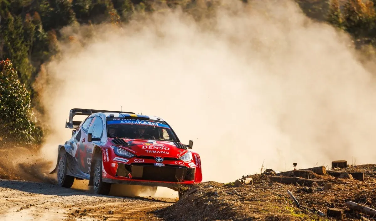 Solberg Pimpin WRC Swedia, Evans Masih Cari Setelan