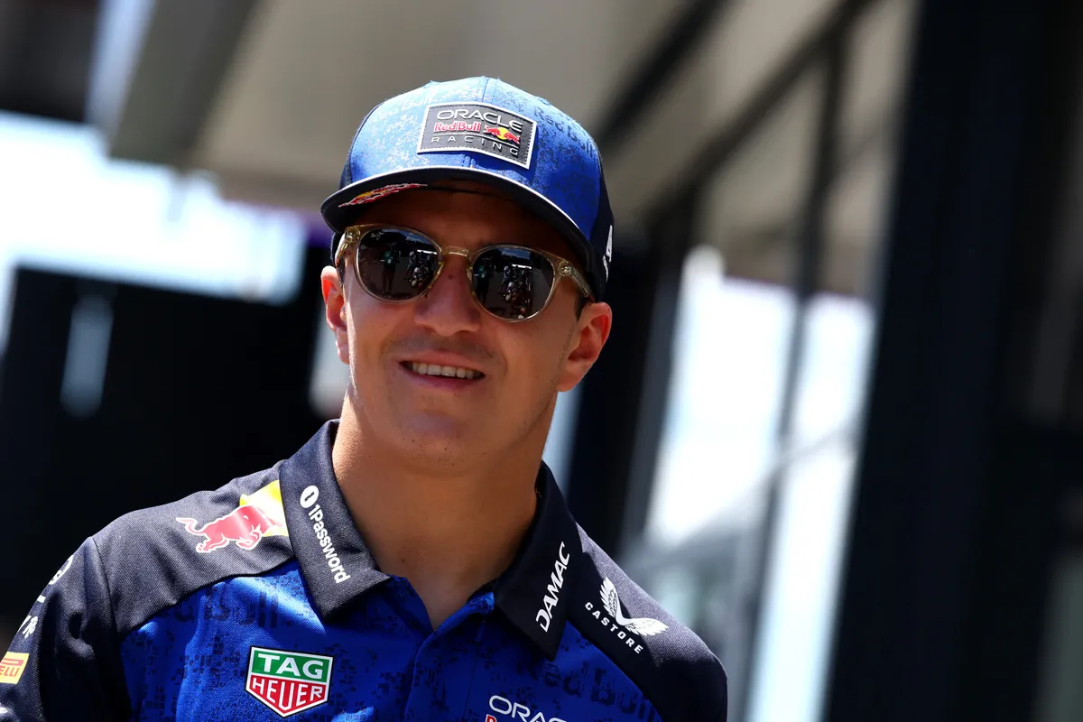 Red Bull Extends Hadjar's Contract Through 2027