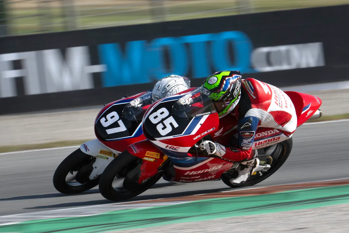 Valencia: Cano, Pawelec Shine; Lucas on Title Brink