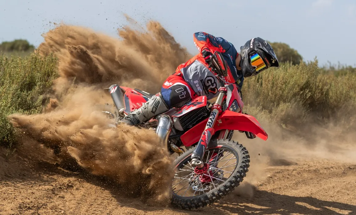 Rieju MR PRO 300i MY27: Enduro 2T Spanyol Makin Canggih