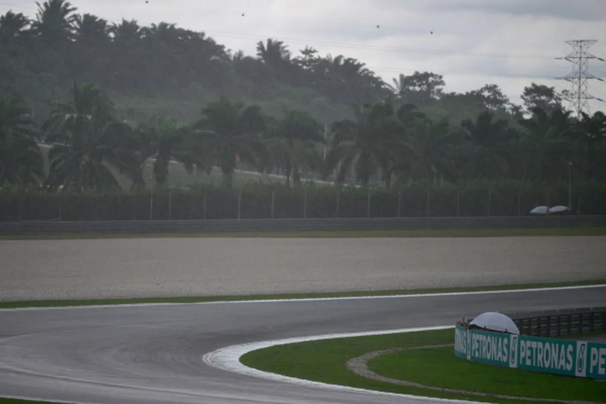 GP Bahrain 2026 di Sepang: Ancaman Hujan 90% Saat Balapan