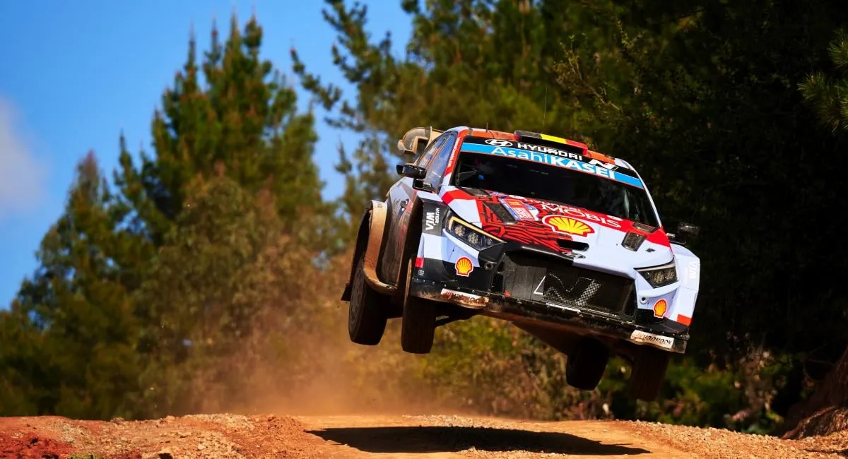 Neuville Out of Chile Rally After SS7 Rollover, Ogier Shines