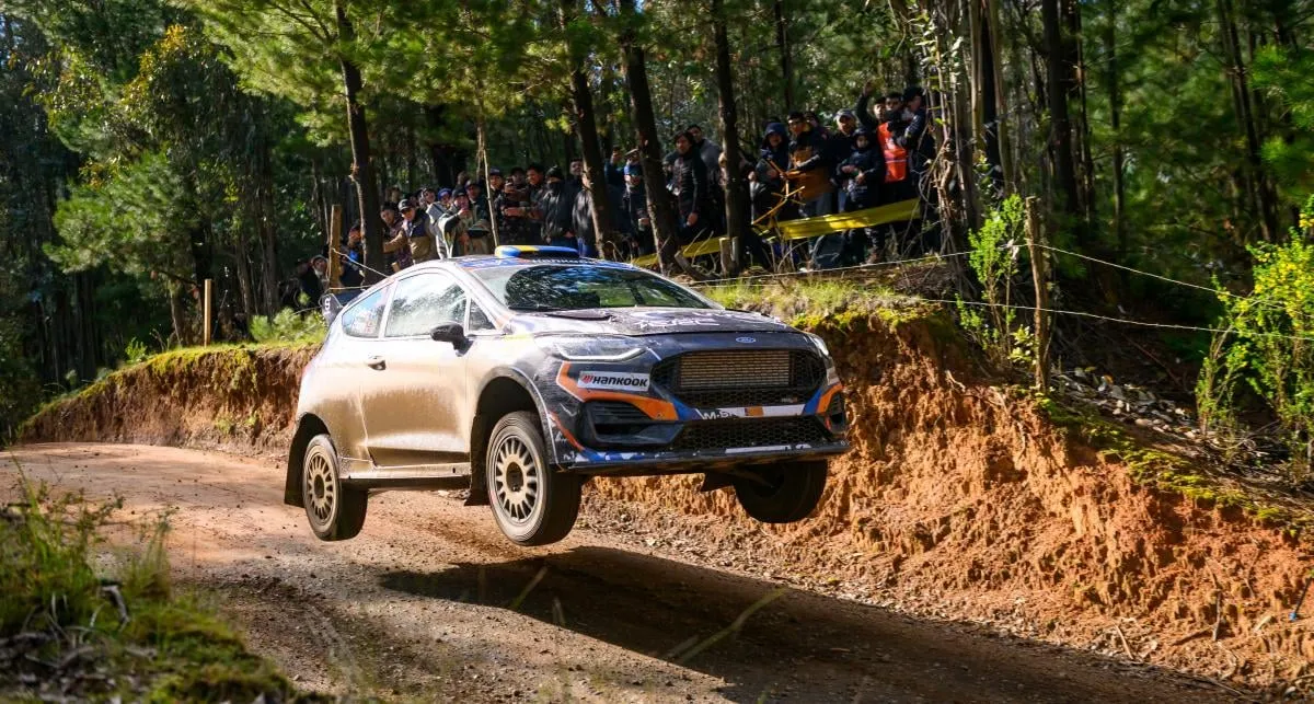 Carlberg's Huge Crash in Chile Hands Title to Turkkan
