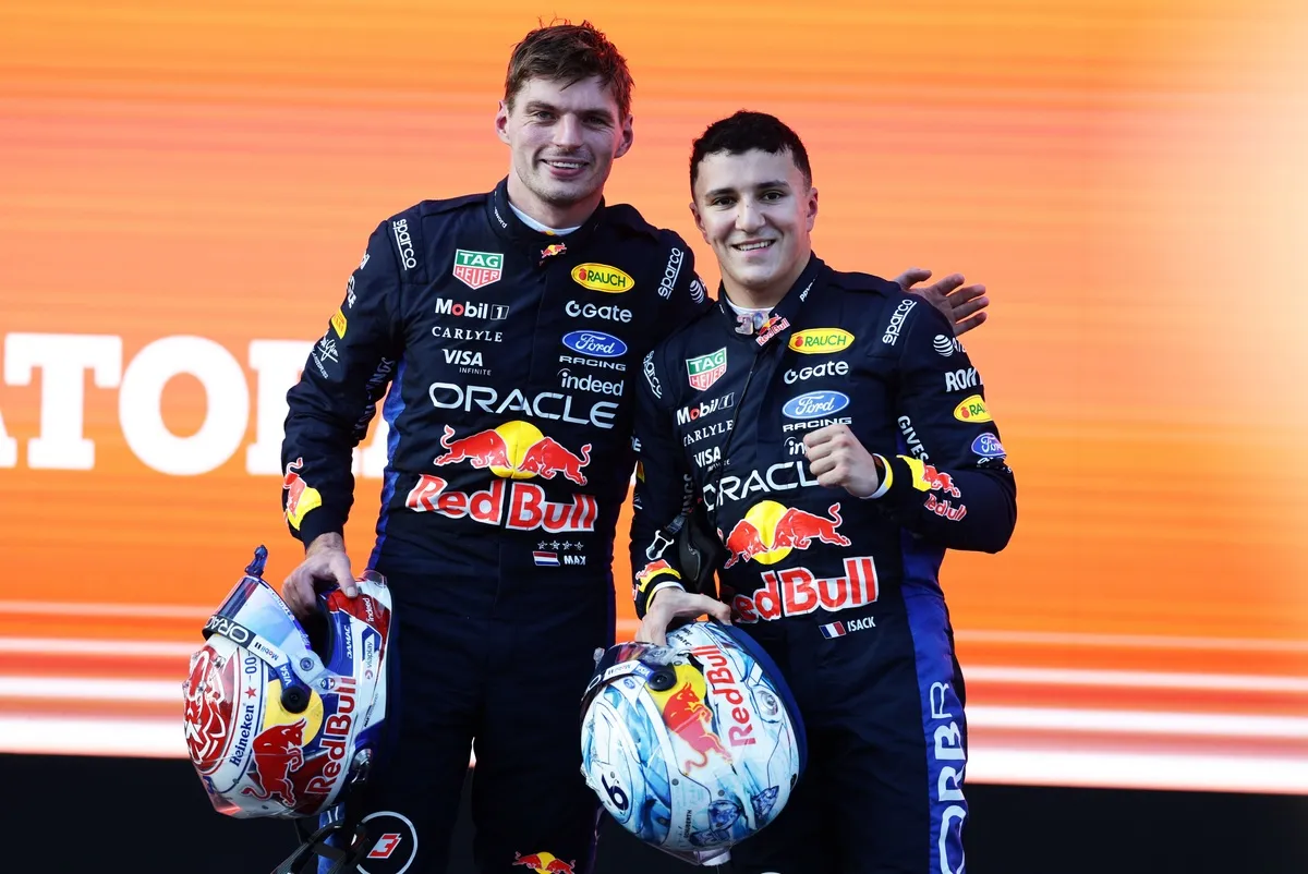 Hadjar Kembali ke F1, Red Bull Terkesan dengan Kematangan Balapnya