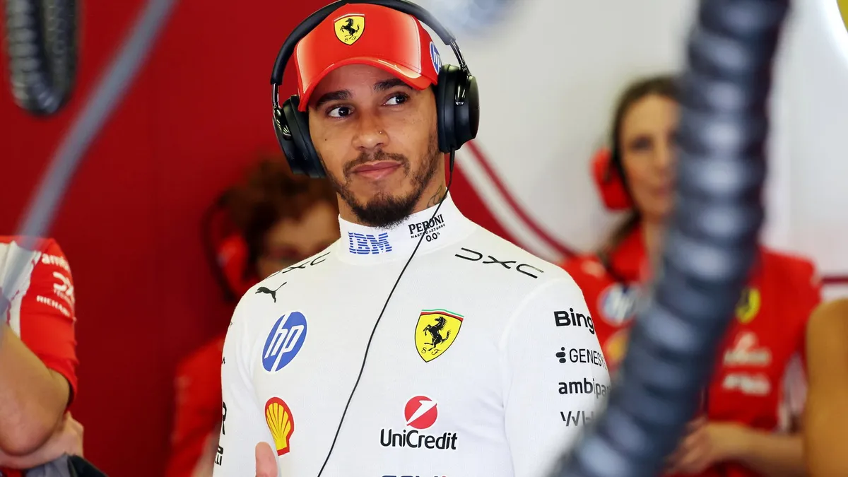 Radio Tim Ferrari-Hamilton Ungkap Gesekan Strategi di Baku