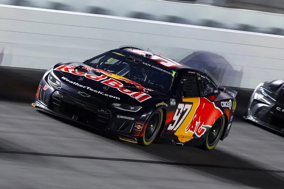 Van Gisbergen Struggles at Darlington as Bell Finally Wins