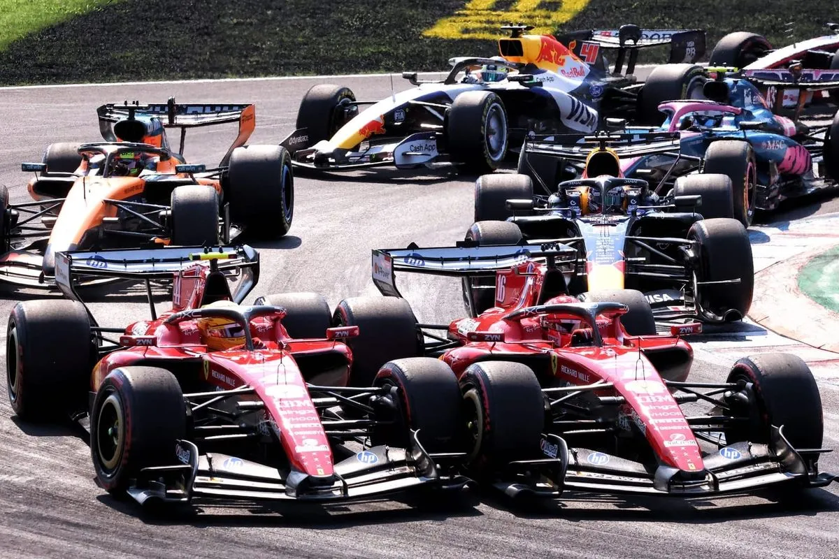 Leclerc Akui Pertarungan Lap Awal dengan Hamilton di Monza 'Terlalu Jauh'