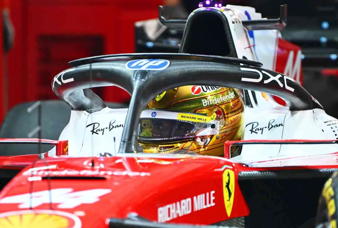 Jean Alesi Bongkar Alasan Lewis Hamilton Abaikan Perintah Tim Ferrari 2026