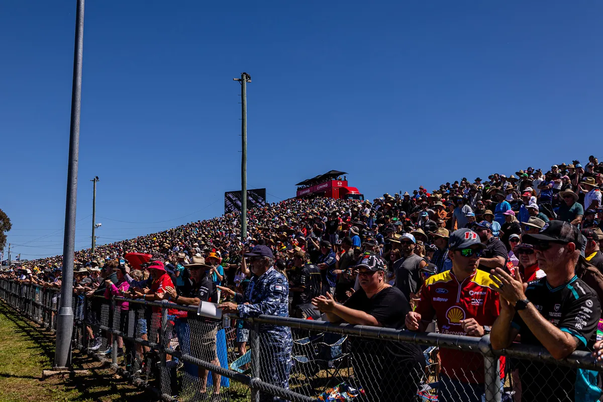 Bathurst 1000 Pecahkan Rekor Penonton Terbanyak dalam Delapan Tahun