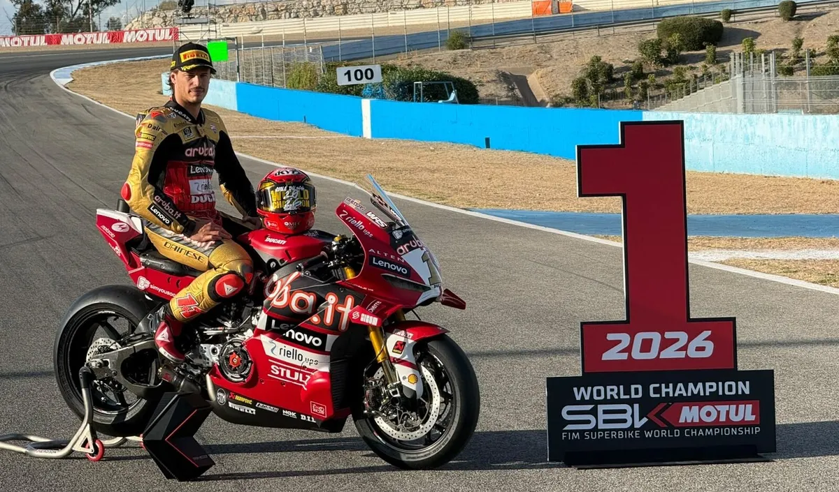 Nicolo Bulega Bidik MotoGP 2027 Usai Lampaui Rekor Legendaris Superbike
