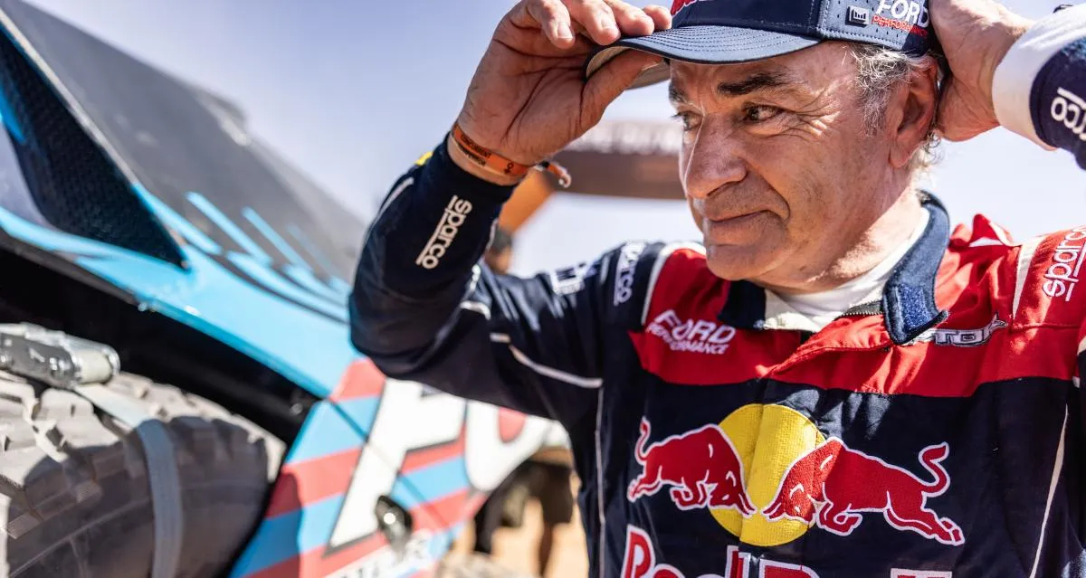 Carlos Sainz Bikin Kejutan Turun Gunung dengan Ford Puma Rally1