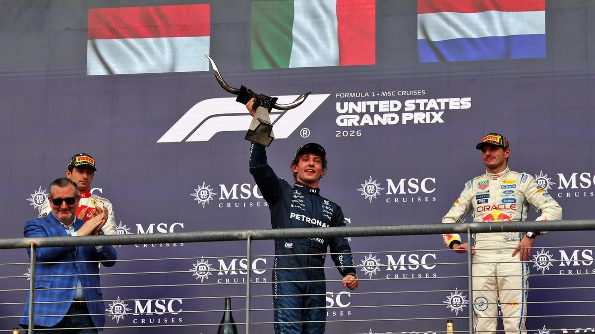 Ted Cruz Disoraki Penonton F1 di Austin Usai GP Amerika Serikat 2026
