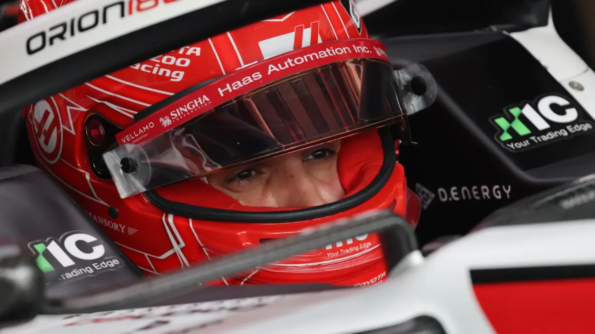 Ocon Makes Hilarious Windows Restart Comparison to Bizarre F1 Glitch