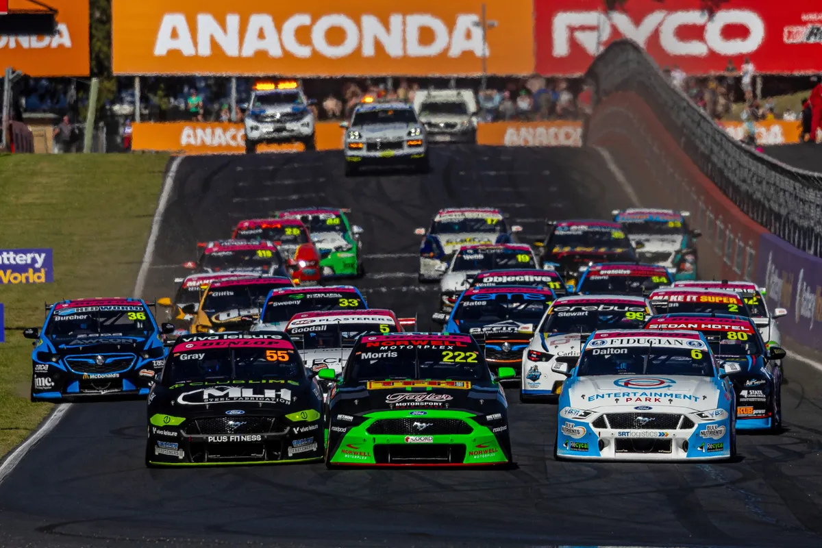 Daftar Lengkap Pendukung Bathurst 1000 Hadirkan Aksi Ganda
