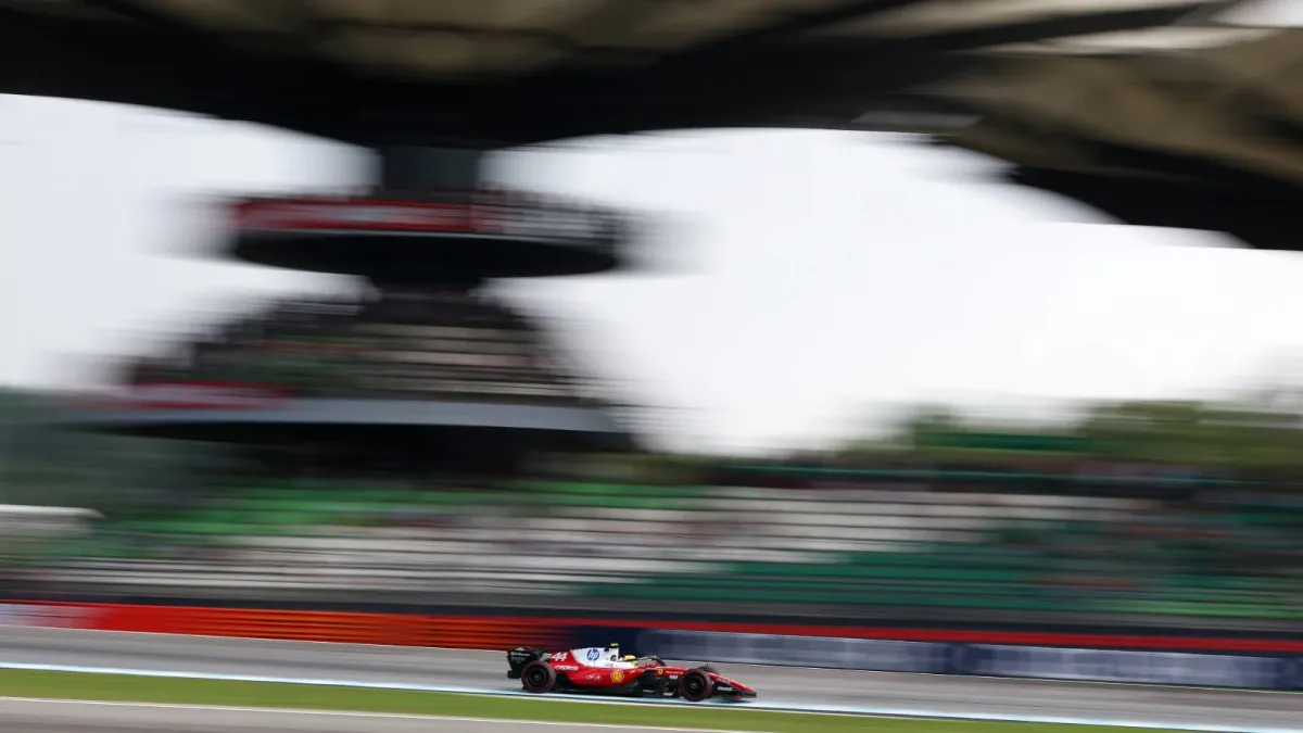Verstappen Takes 2026 Bahrain F1 Pole at Sepang, Historic for Red Bull