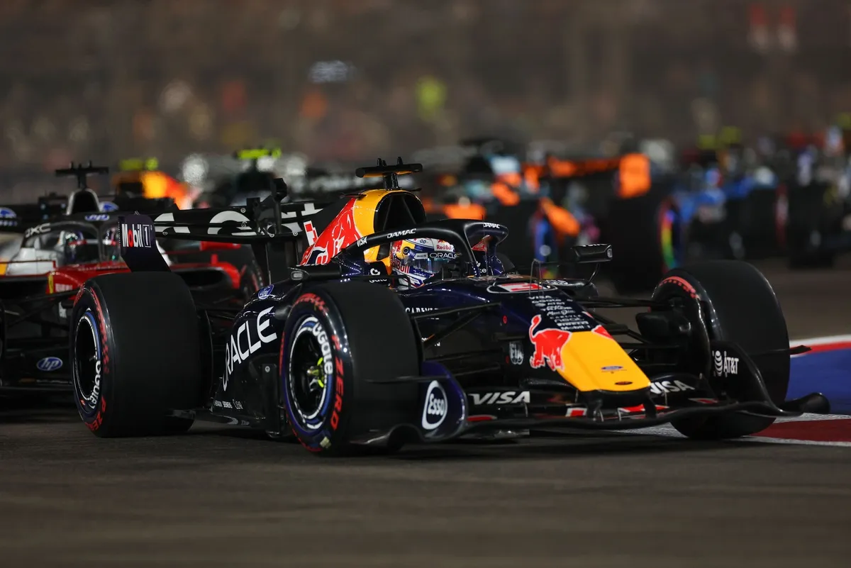 Hasil F1 GP Singapura 2026: Verstappen Menang Perdana di Marina Bay