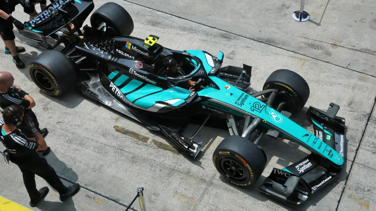 Mercedes Bawa Upgrade Radikal W17 di F1 Sepang 2026