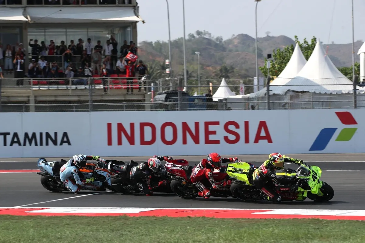 Mandalika MotoGP Turn 1 Chaos: Fabio Di Giannantonio Reveals Marc Marquez Knee Brush Forced Bike Into First Gear
