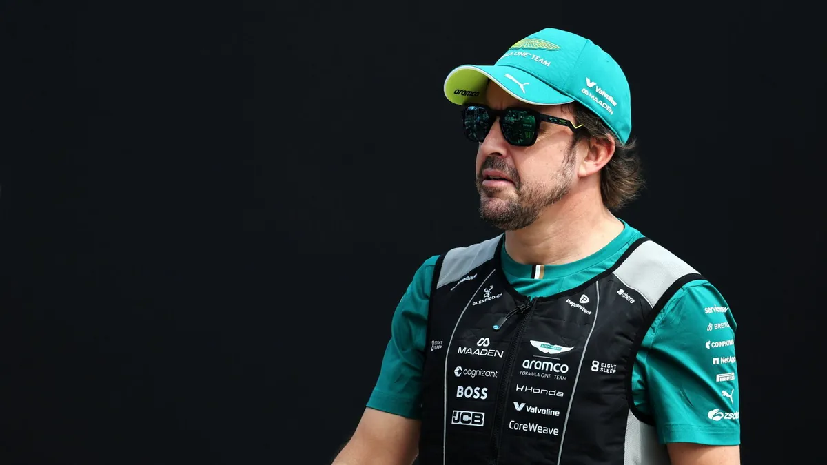 Fernando Alonso Siap Kembali ke Reli Dakar 2027 Bersama Aston Martin