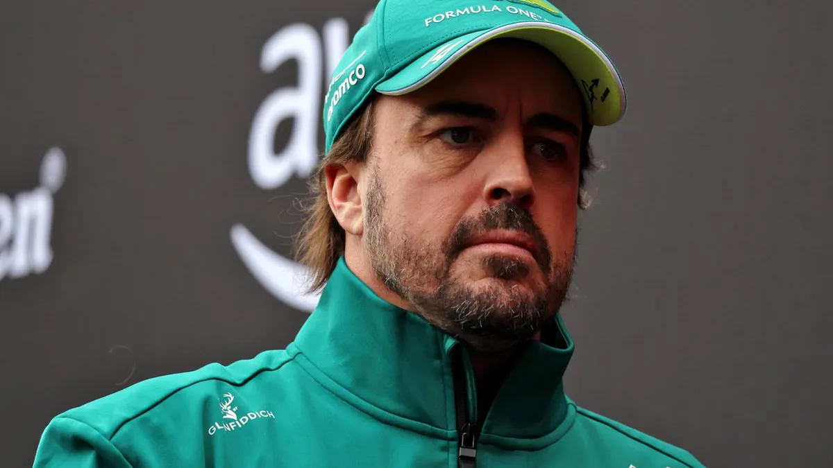 Fernando Alonso Slams Alex Albon After US Grand Prix Collision