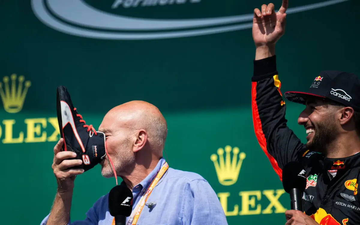Tgh Penghormatan F1 untuk Sir Patrick Stewart yang Legendaris