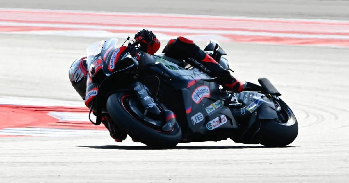 Aprilia Dominates Mandalika FP2 Amid Toprak Razgatlioglu Crash