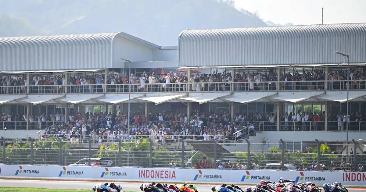 New MotoGP 2027 Schedule Sparks Paddock Debate Over Communication
