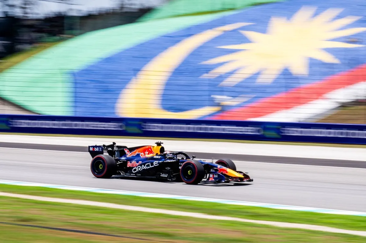 Max Verstappen Rebut Pole Pertama F1 2026 di Sepang Bersama Red Bull