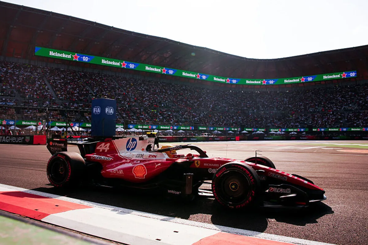 Lewis Hamilton Rebut Pole Bersejarah untuk Ferrari di Kualifikasi GP Meksiko