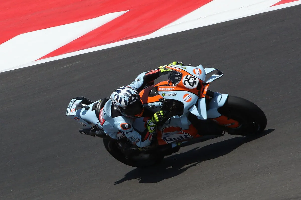 Aprilia Dominates Indonesian GP Practice as Raul Fernandez Smashes Record