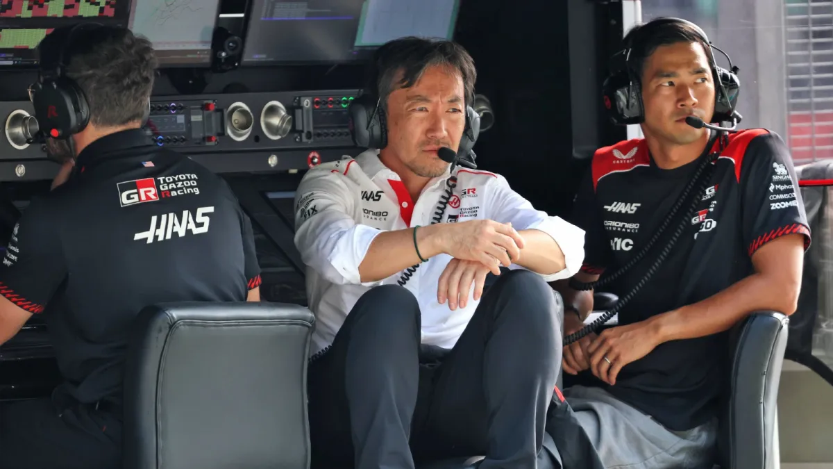 Ayao Komatsu Beberkan Reaksi Toyota Usai Haas Tolak Pebalap Binaan untuk F1 2027