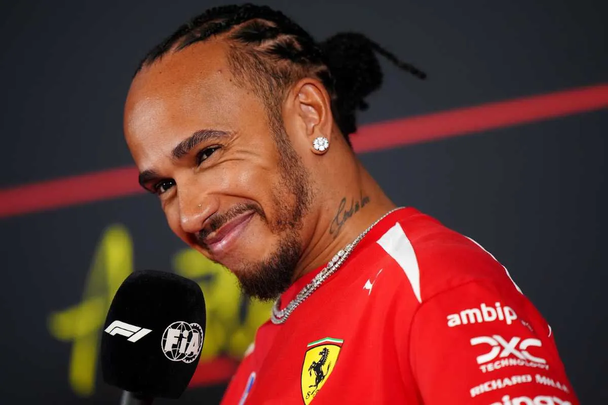 Lewis Hamilton Bongkar Alasan Blunder Strategi F1 di Singapura 2026