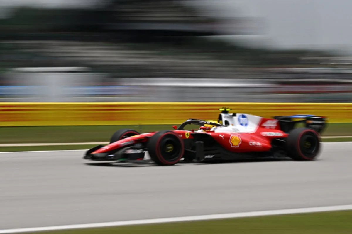 Hamilton Secures Front Row for Ferrari in Bahrain GP Sepang Qualifying