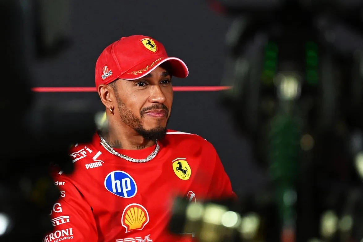 Hamilton Dukung Penuh Vasseur di Tengah Rumor Horner ke Ferrari