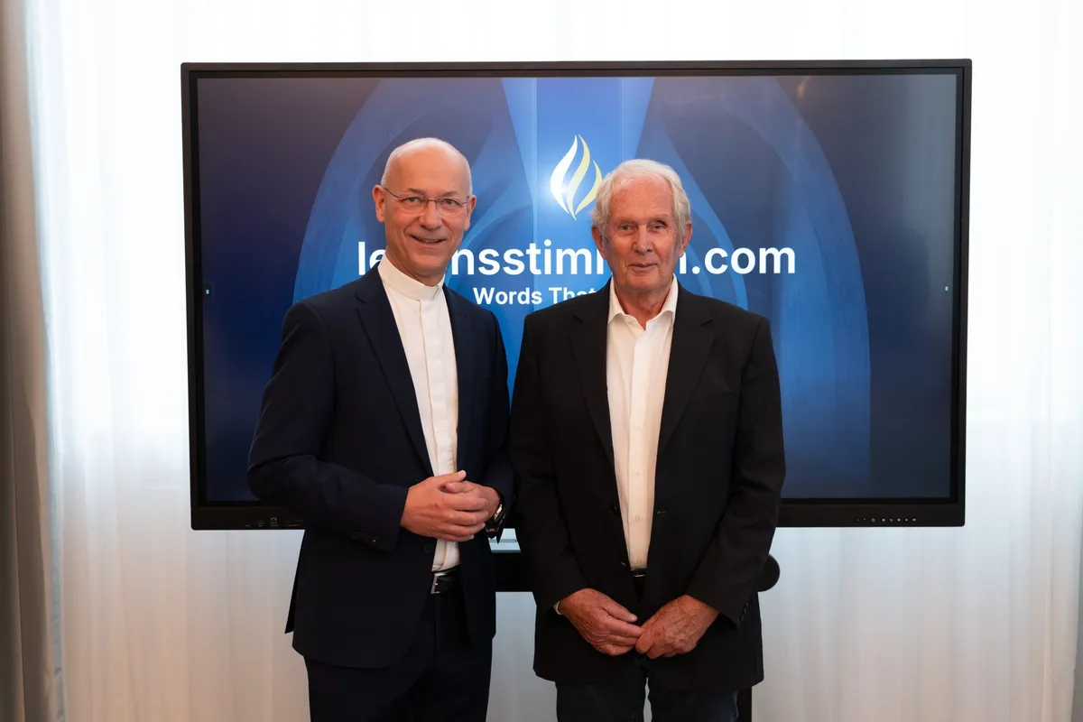 Eks Petinggi Red Bull Helmut Marko Danai Startup AI 'Lebensstimmen' 2026