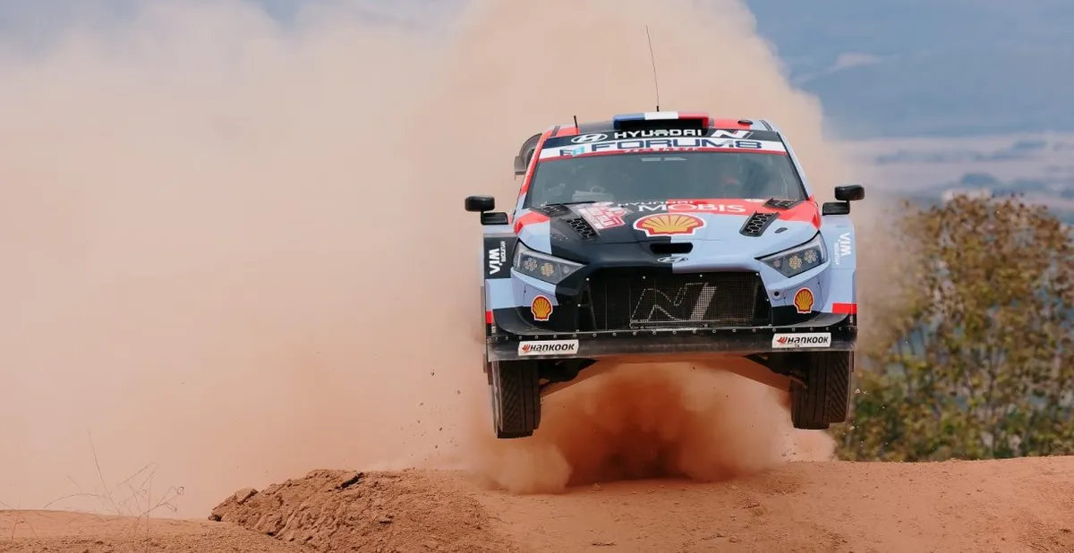 Hyundai 1-2 in Sardinia as Ogier Suffers Puncture