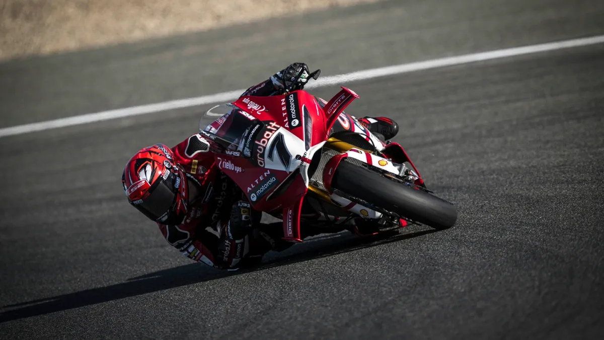 Iker Lecuona Kecam Regulasi Baru WorldSBK 2027 yang Batasi Dominasi Ducati