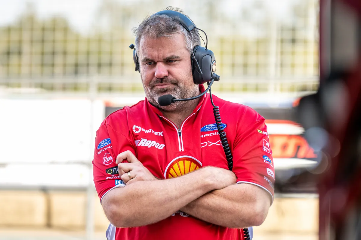 Engineer Kostecki Absen di Bathurst 1000 Akibat Cedera