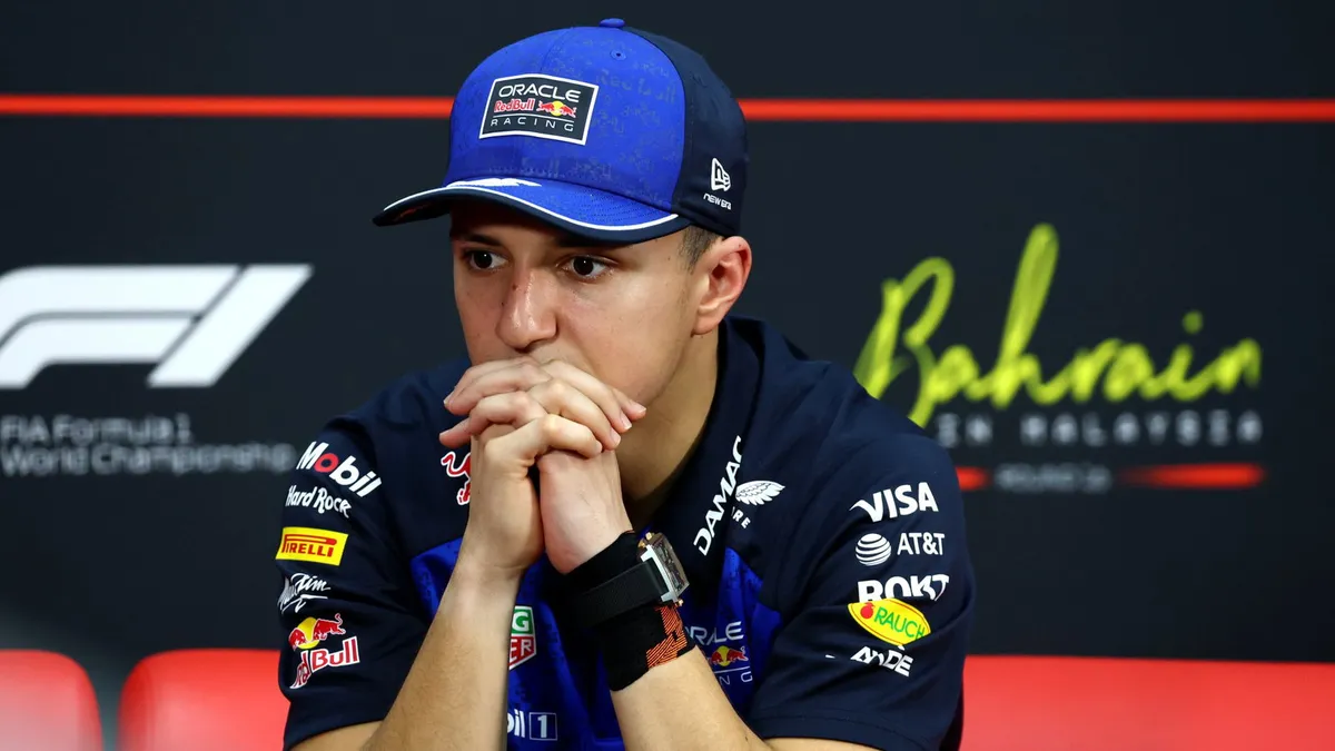 Hadjar Kecewa Kehilangan Podium F1 GP Bahrain Akibat Masalah Baterai