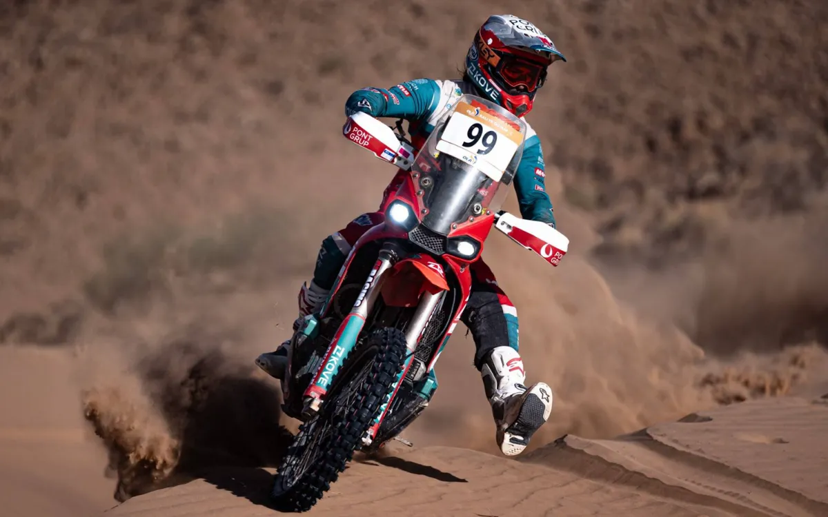 Javi Vega Menang Rally Maroko Bersama KOVE 450 Rally