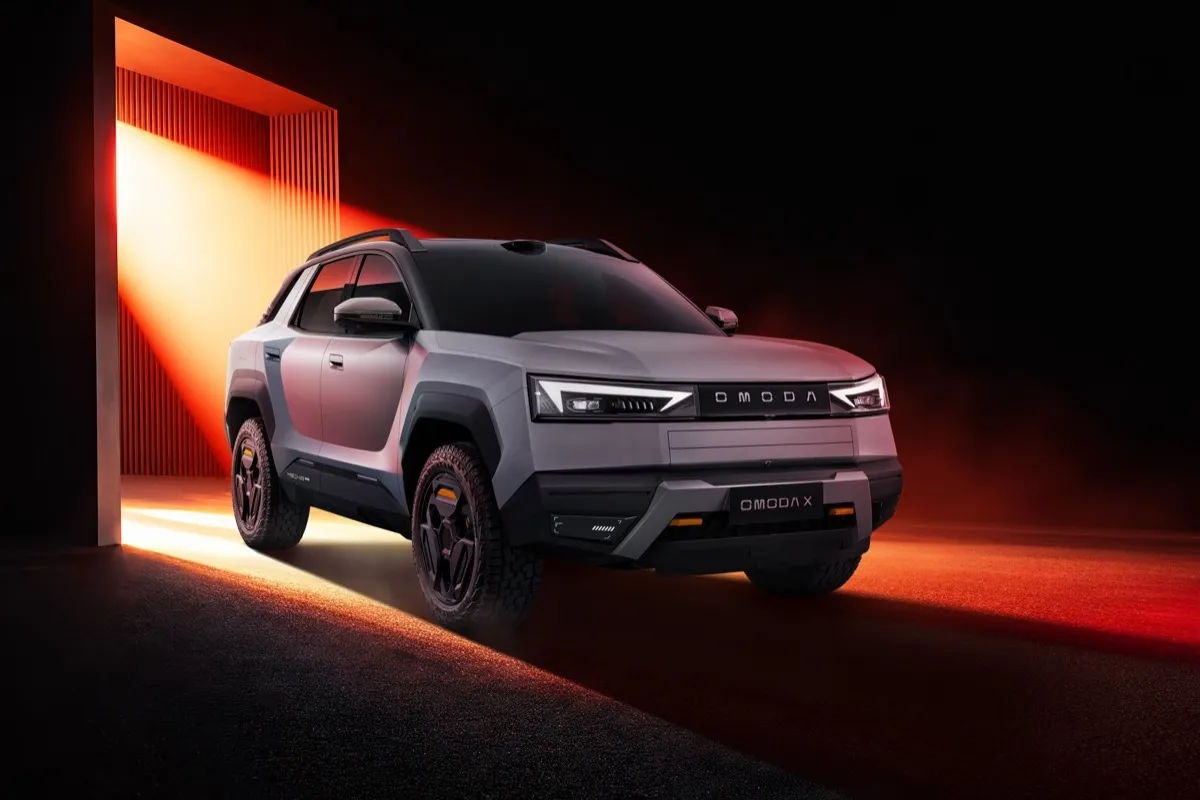 Chery Launches 2026 Omoda X Flagship SUV with Mecha Design