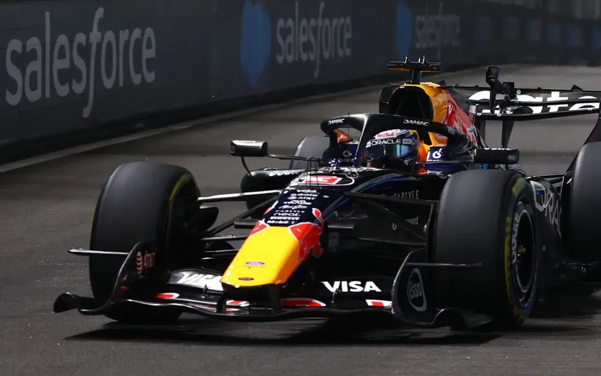 Verstappen Rebut Pole Sprint Singapura, Investigasi Mengancam