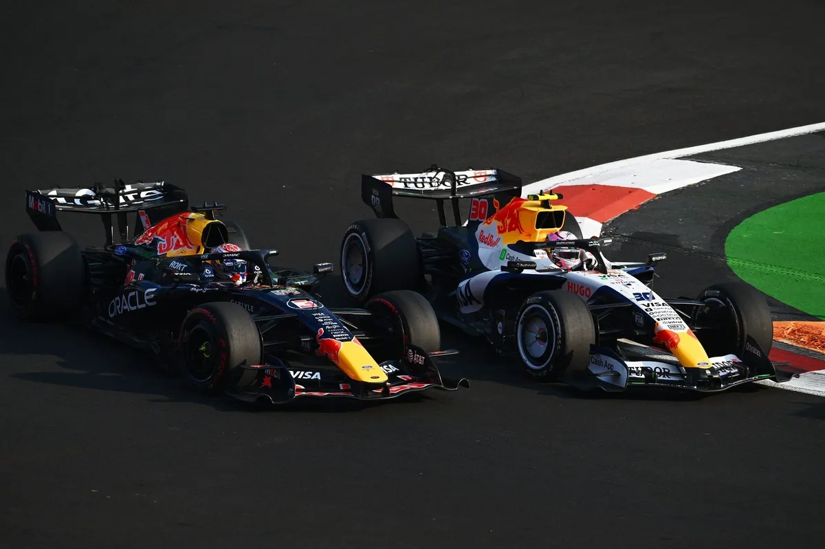 Max Verstappen Kritik Tajam Liam Lawson Usai Insiden FP2 F1 GP Meksiko 2026